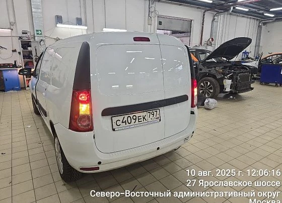 Lada Largus - фото 4