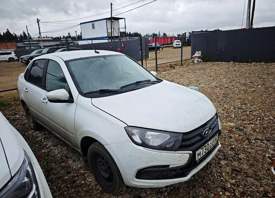 Lada Granta - фото 3