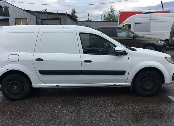 Lada Largus - фото 3