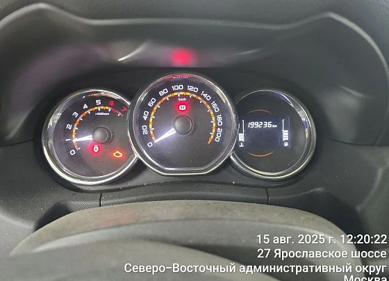 Lada Largus - фото 5