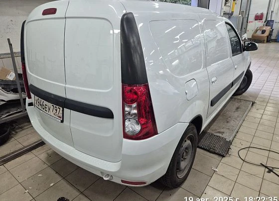 Lada Largus - фото 4