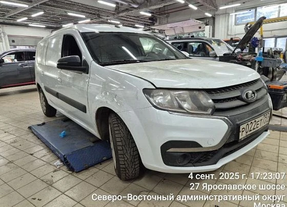 Lada Largus - фото 1