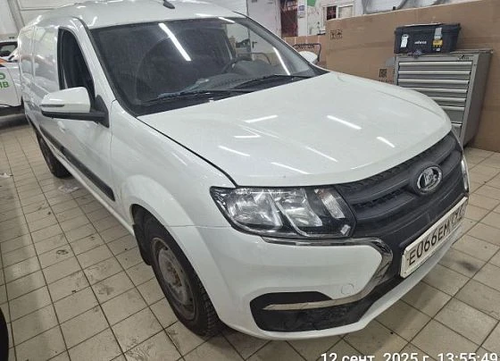 Lada Largus - фото 1