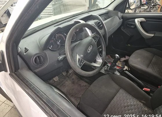 Lada Largus - фото 5