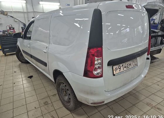 Lada Largus - фото 4