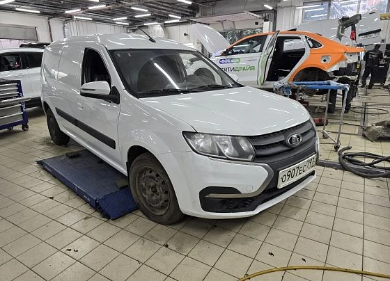 Lada Largus - фото 5