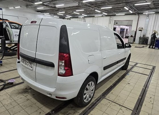 Lada Largus - фото 3