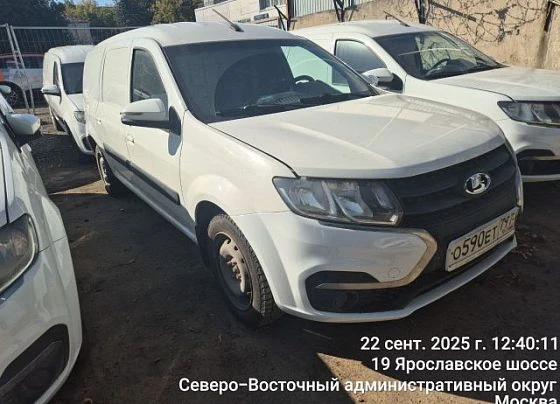 Lada Largus - фото 1