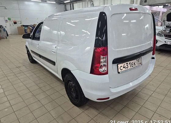 Lada Largus - фото 2