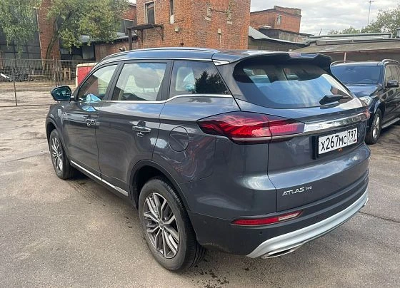 Geely Atlas Pro - фото 4
