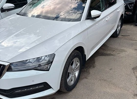 Skoda Superb - фото 4
