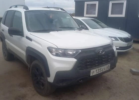 Lada Niva - фото 1