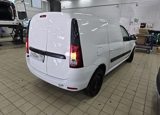 Lada Largus - фото 4