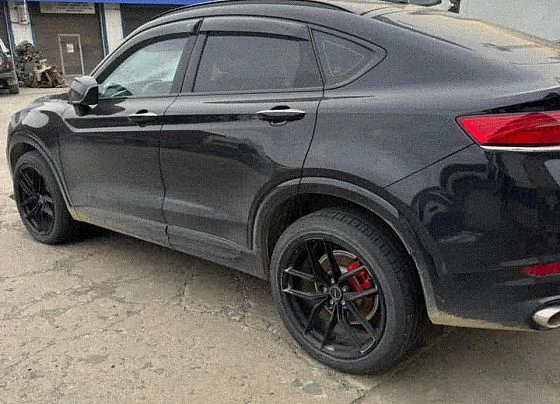 Geely Tugella - фото 3