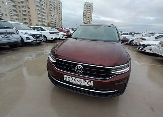 Volkswagen Tiguan - фото 3