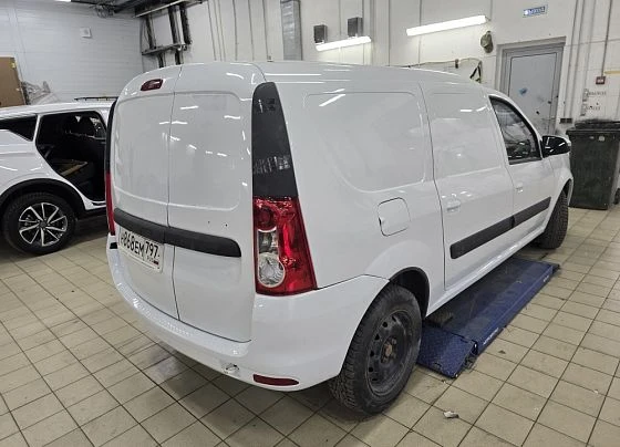 Lada Largus - фото 4