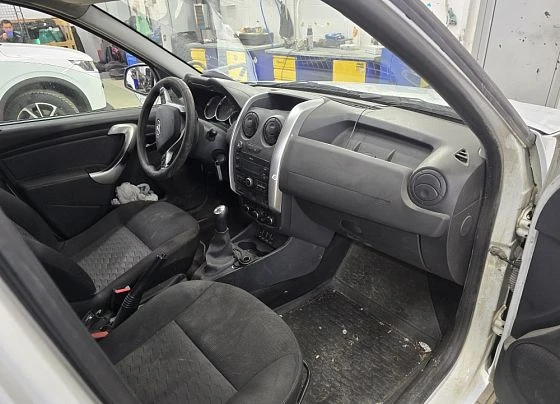 Lada Largus - фото 5