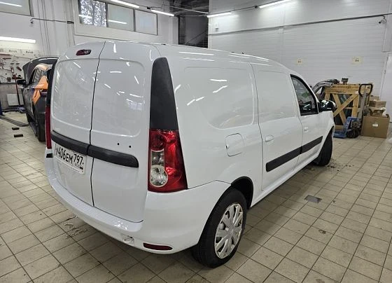 Lada Largus - фото 2