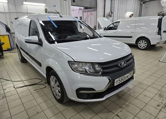 Lada Largus - фото 1