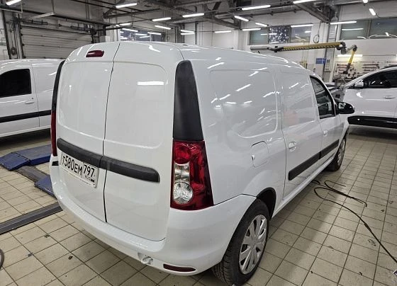 Lada Largus - фото 3