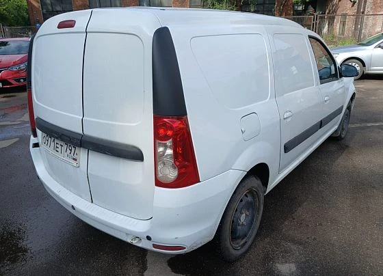 Lada Largus - фото 5