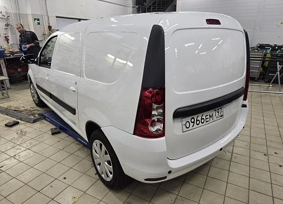 Lada Largus - фото 4