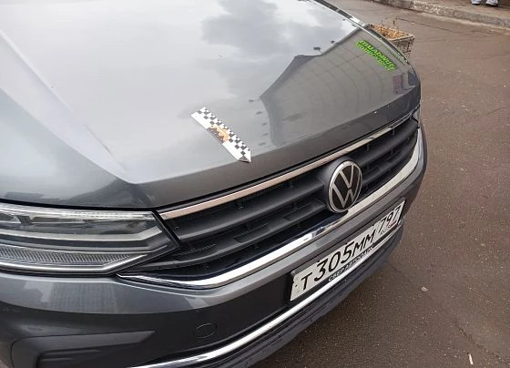 Volkswagen Tiguan - фото 4