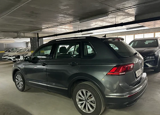 Volkswagen Tiguan - фото 2