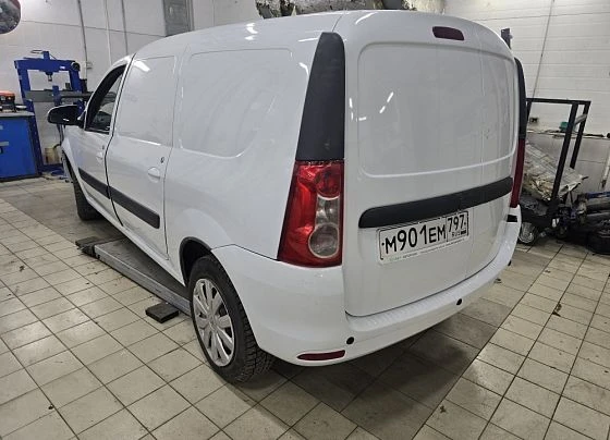 Lada Largus - фото 5