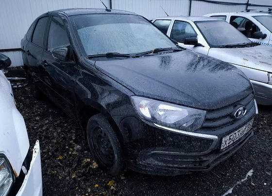 Lada Granta - фото 3