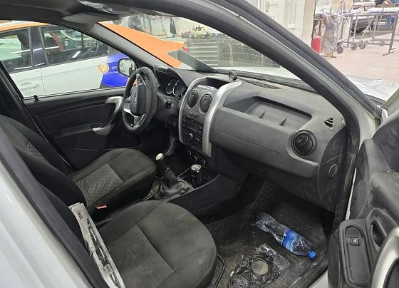 Lada Largus - фото 4