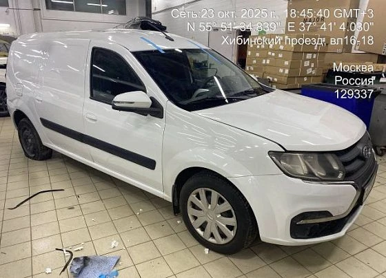 Lada Largus - фото 1
