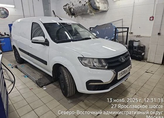 Lada Largus - фото 1