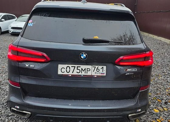 BMW X5 M50D