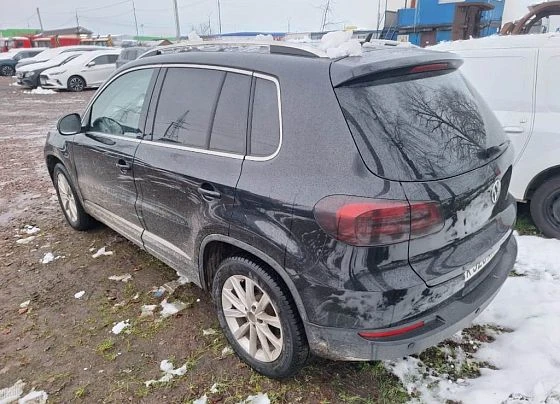 Volkswagen Tiguan - фото 4