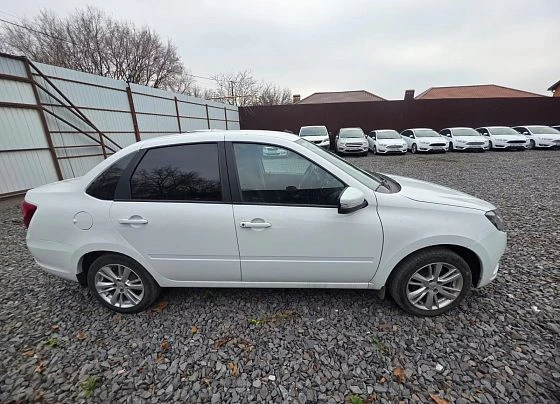 Lada Granta - фото 4