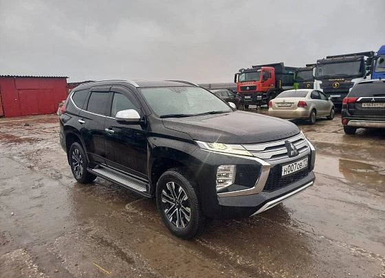 Mitsubishi Pajero Sport