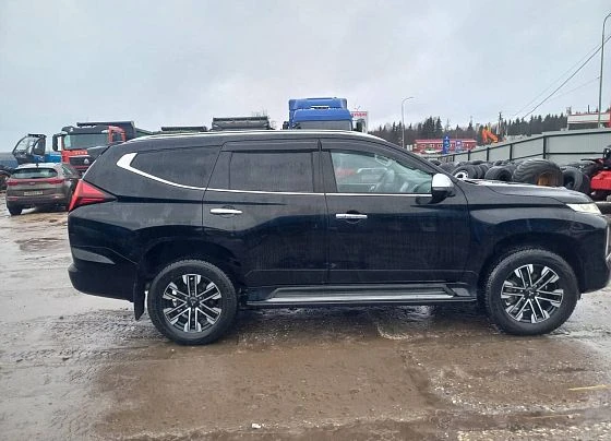 Mitsubishi Pajero Sport