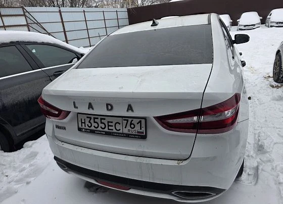Lada VESTA