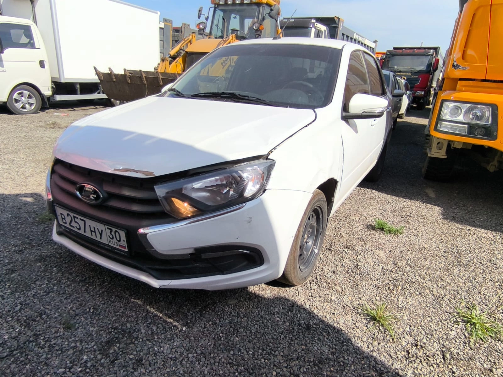Lada Granta - фото 3