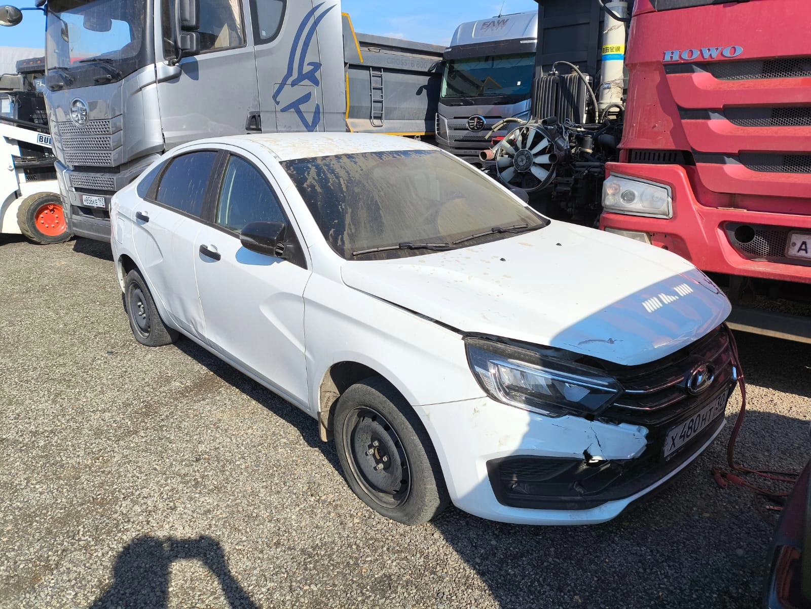 Lada Vesta - фото 1