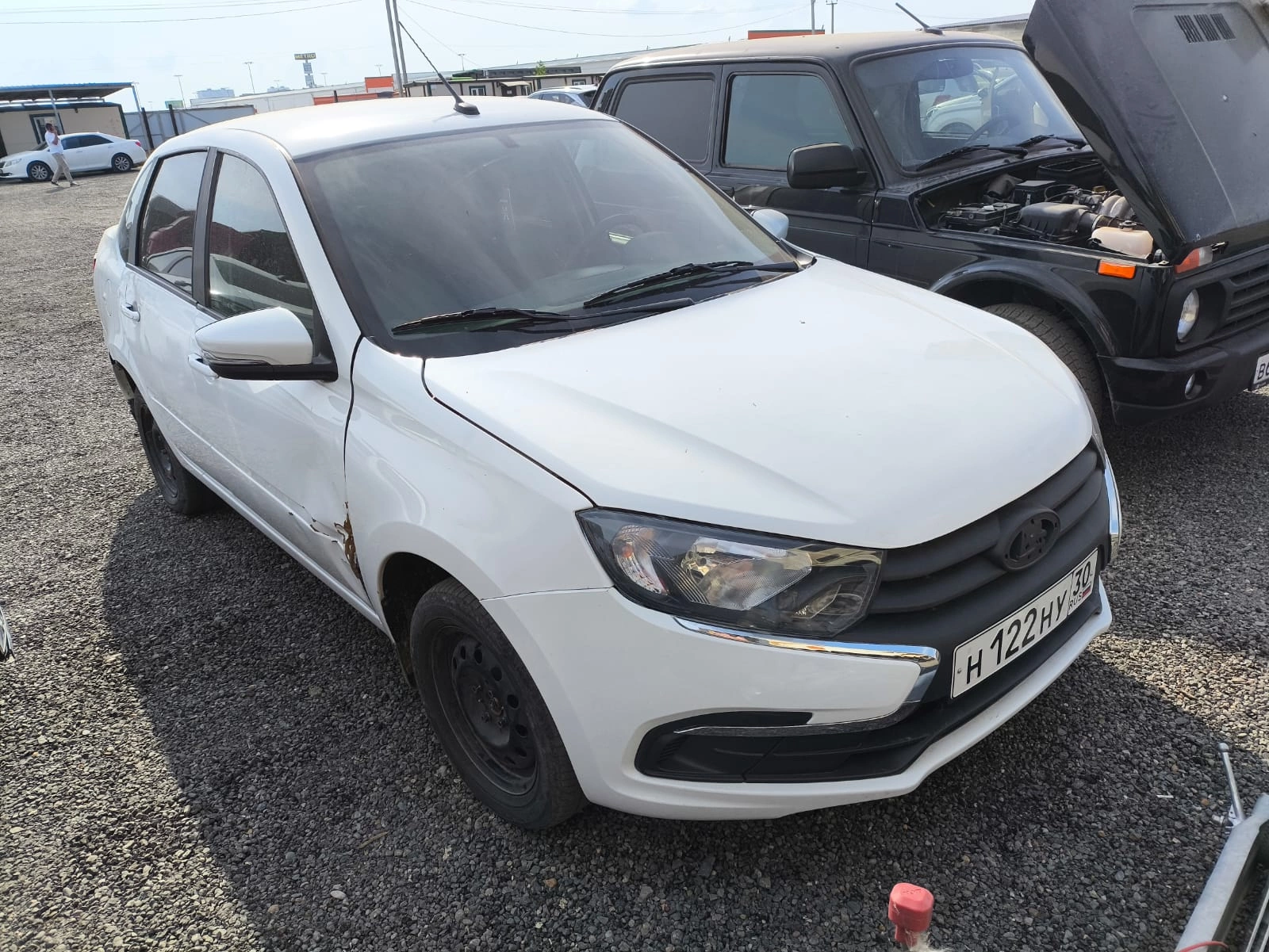Lada Granta - фото 1