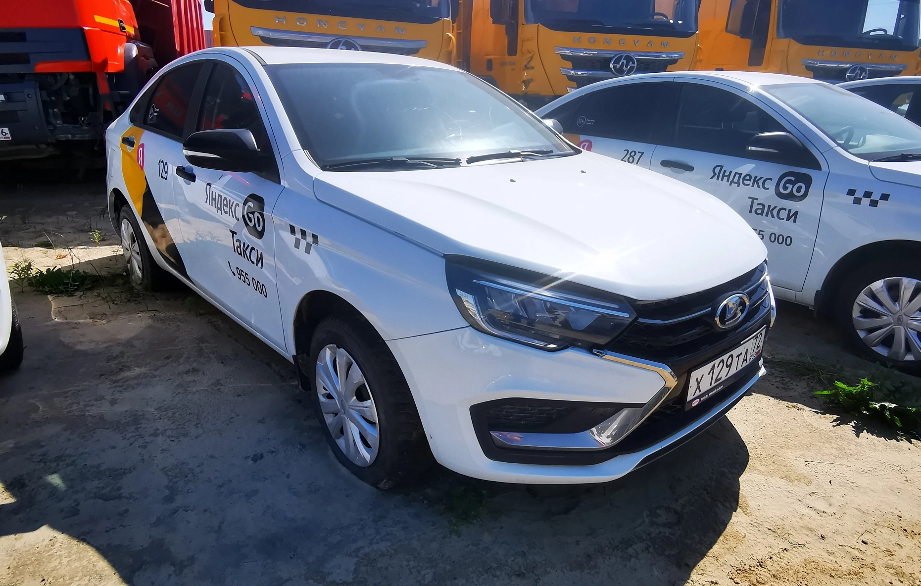 Lada Vesta - фото 1
