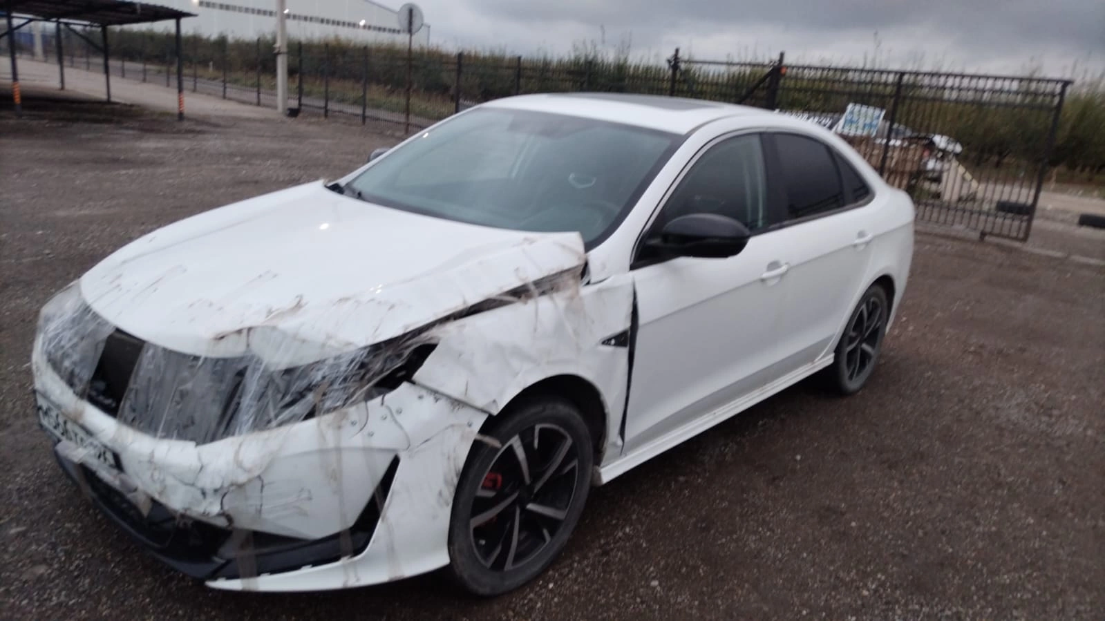 Kaiyi E5 - фото 3