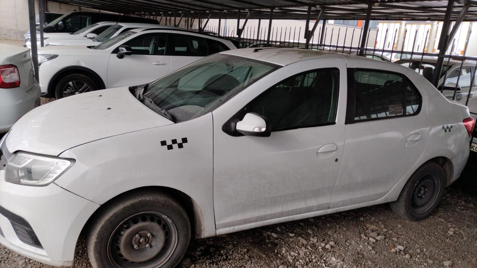 Renault LOGAN - фото 3