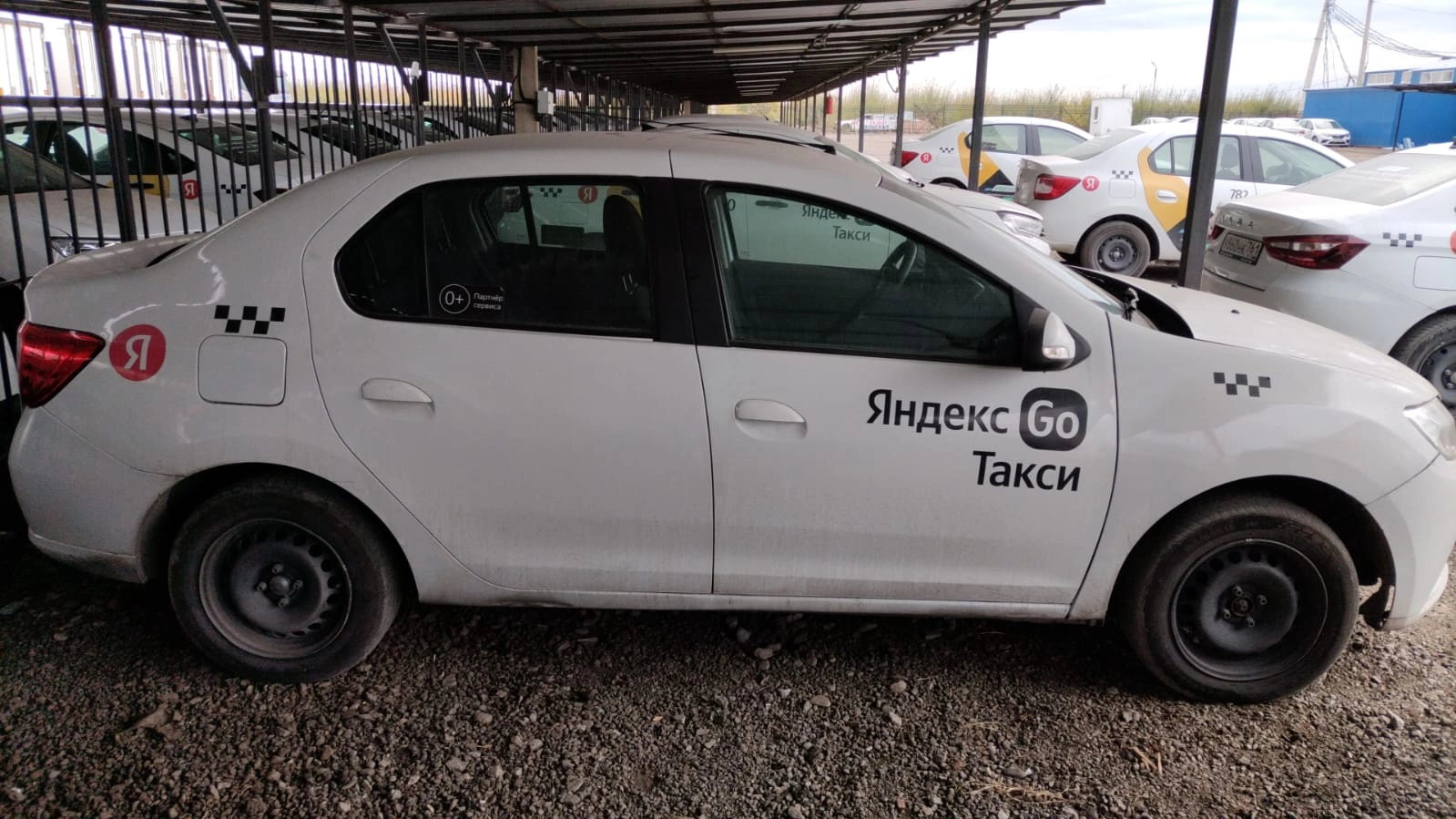 Renault LOGAN - фото 5