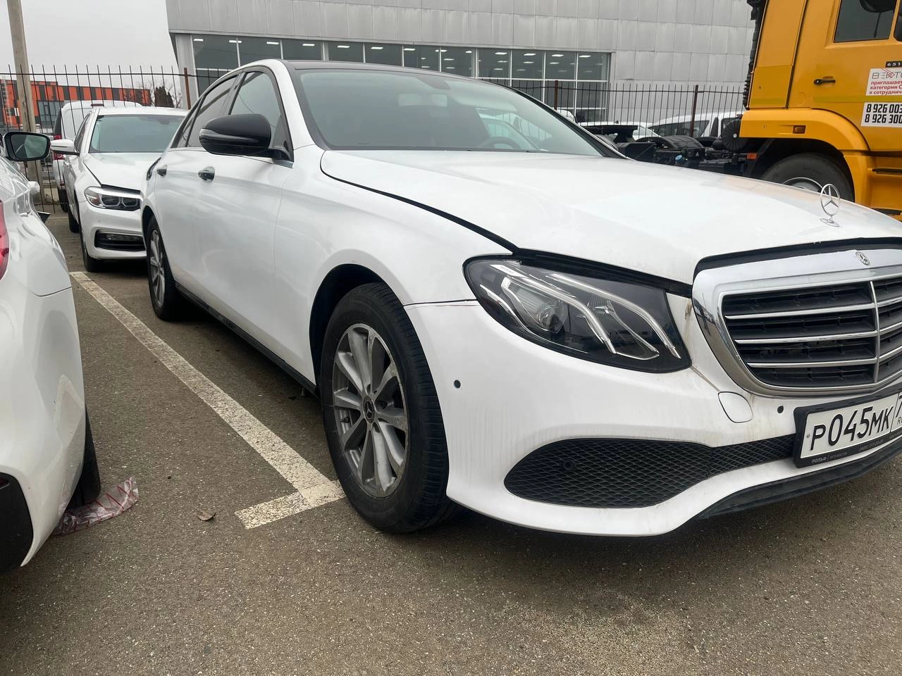 Mercedes-Benz E - фото 1