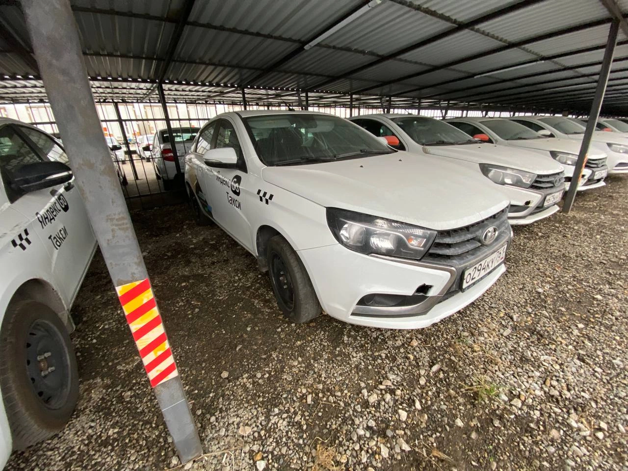 Lada Vesta - фото 1