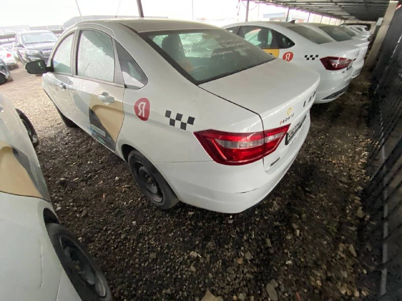 Lada Vesta - фото 5