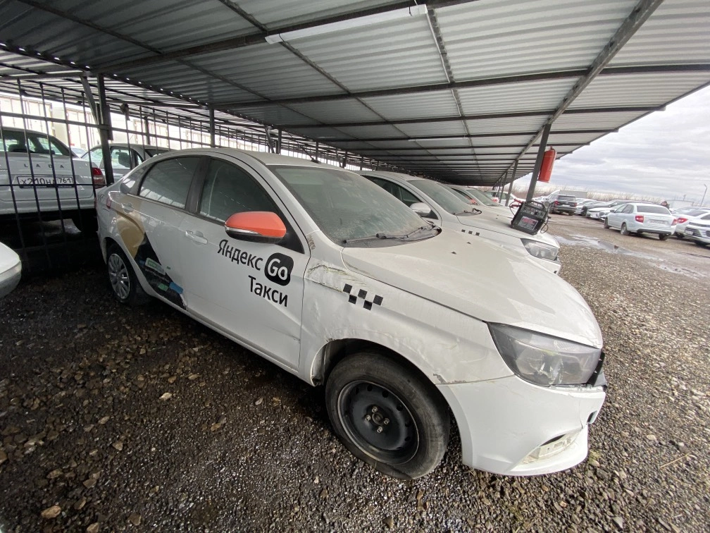 Lada Vesta - фото 4